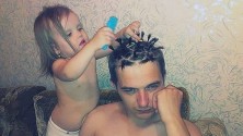 12 صورة تؤكد أن الآباء يستطيعون فعل أي شيء من أجل إرضاء بناتهم