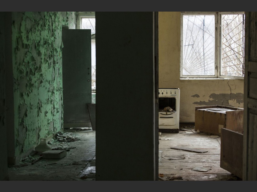 An abandoned home in Pripyat, Northern UKRAINE - 17/11/2015. Pripyat, the abandoned city, was the ninth nuclear city in the Soviet Union, to serve the nearby Chernobyl Nuclear Power Plant. It was evacuated, on the afternoon of April 27, 1986, the day after the Chernobyl disaster./VALEROQUINTINA_UKR.004/Credit:Quintina Valero/SIPA/1604112020