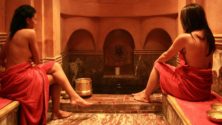 7 ميزات مثيرة تجذب النساء إلى اختيار الحمام المغربي التقليدي