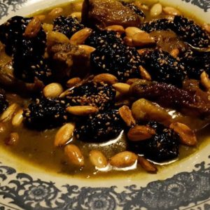 اللحم بالبرقوق